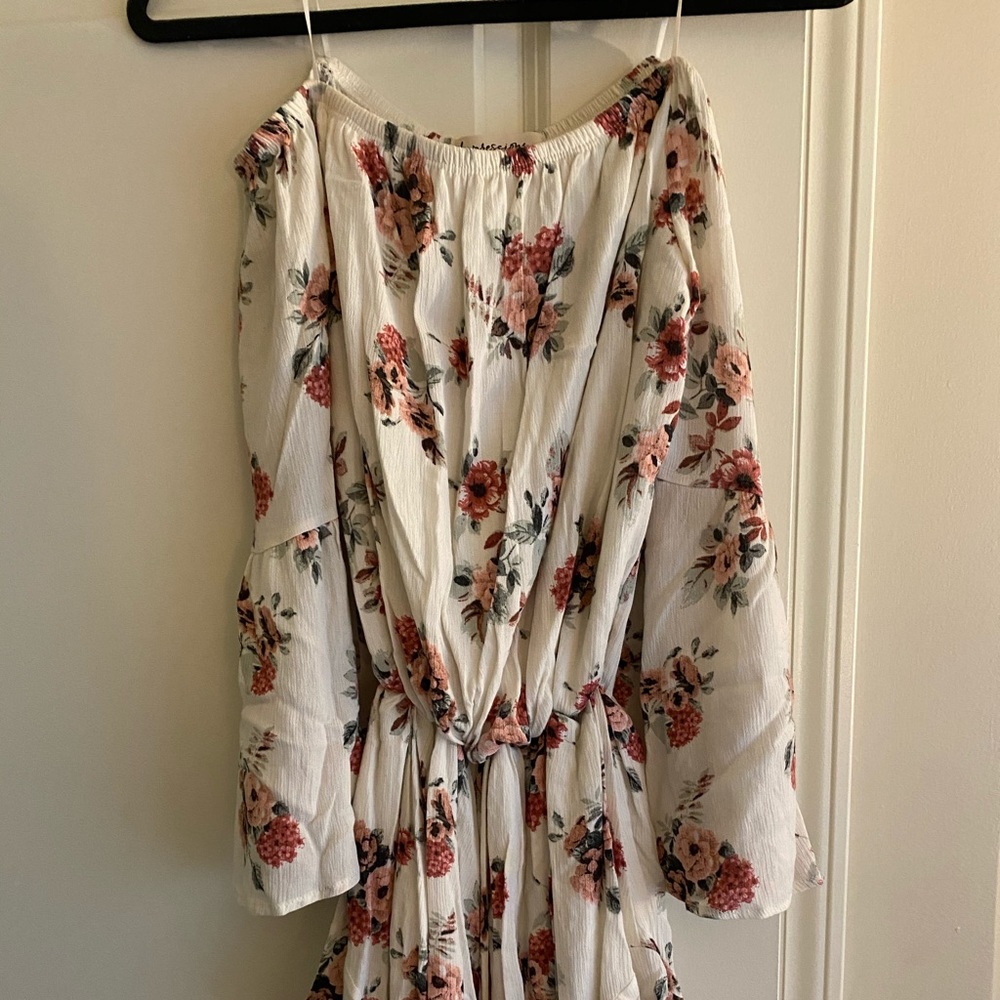 Off the shoulder white floral romper size small
